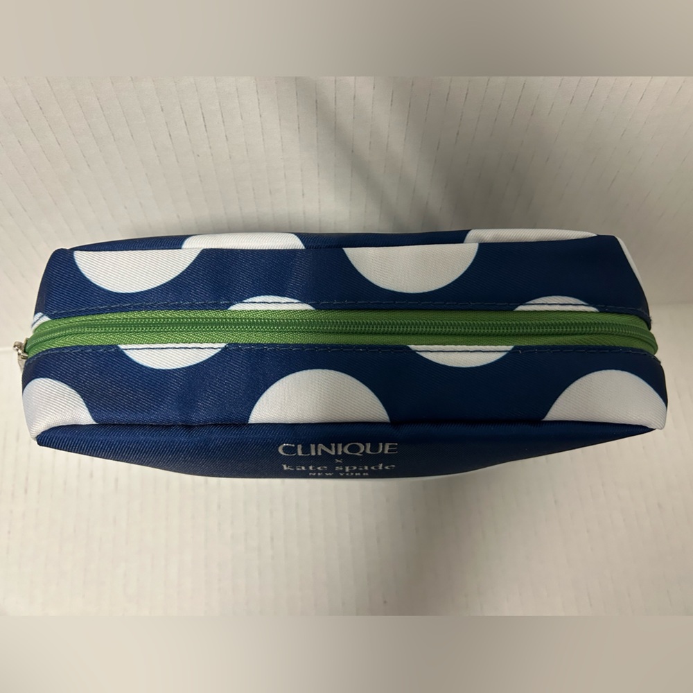 Kate Spade Blue and White Cosmetic Bag NWOT - Picture 2 of 9